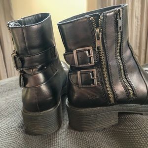 Women’s boots